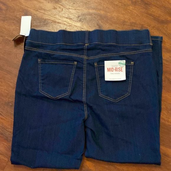 Celebrity Pink Dark Wash Plus Size Mid Rise Skinny Jeans Sz 18 NWT - Picture 9 of 9